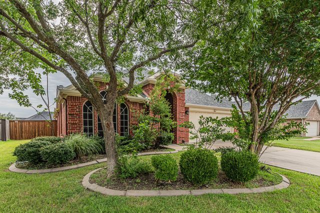 611 Primavera Drive, Arlington, TX 76002