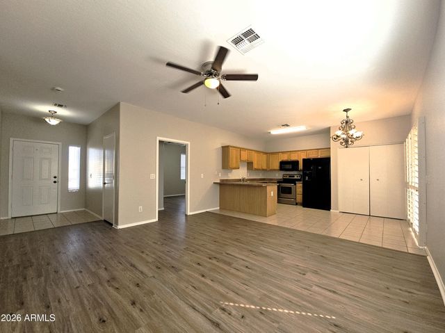 2300 E MAGMA Road 128, San Tan Valley, AZ 85143