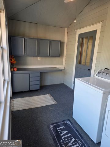 210 Parker Avenue N, Brooklet, GA 30415