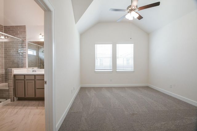 11416 Lucky Falls, South Houston, TX 77047