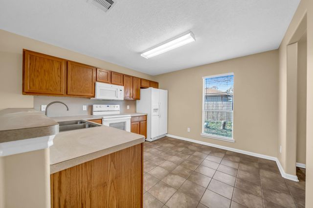 8857 E Buffalo Circle, Willis, TX 77378