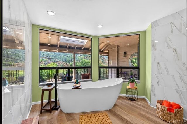 21041 Black Canyon Road, Ramona, CA 92065
