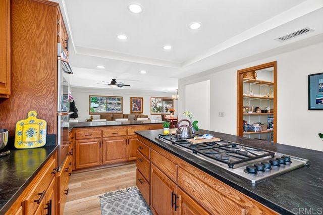 21041 Black Canyon Road, Ramona, CA 92065