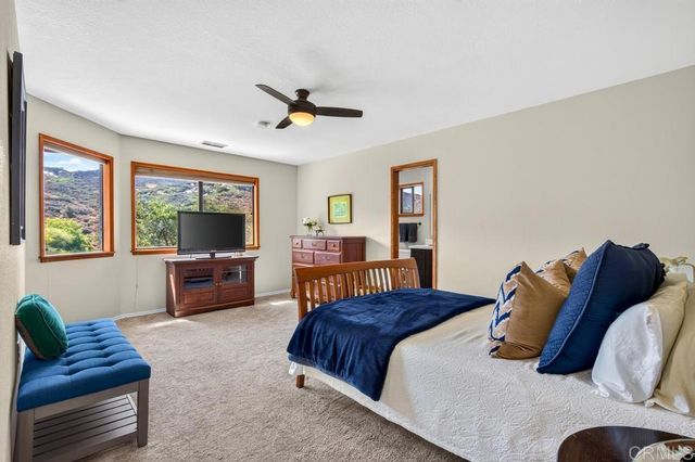 21041 Black Canyon Road, Ramona, CA 92065