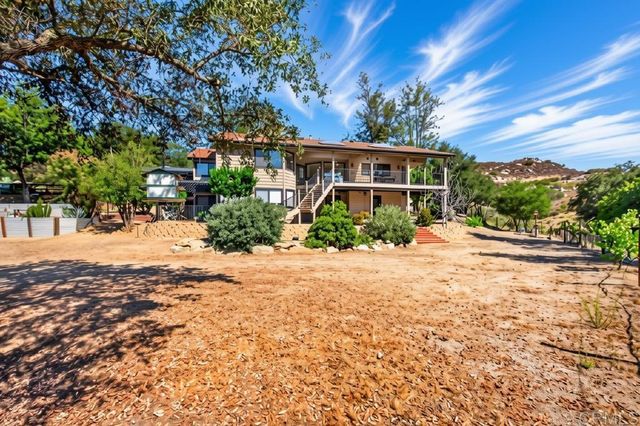 21041 Black Canyon Road, Ramona, CA 92065