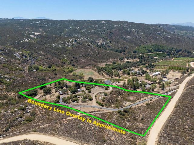21041 Black Canyon Road, Ramona, CA 92065