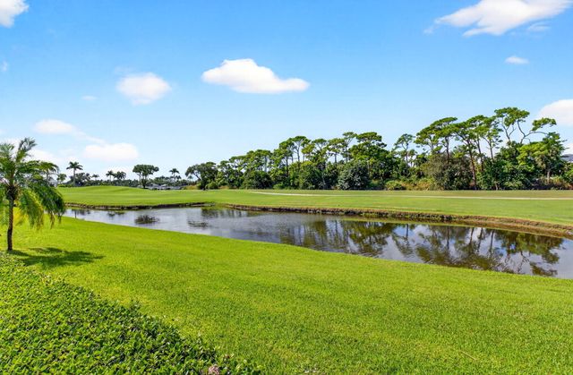 5413 Ascot Bend, Boca Raton, FL 33496