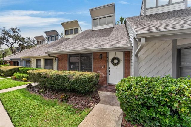 5205 OAK CHARTER COURT, Temple Terrace, FL 33617