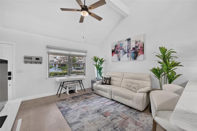 5205 OAK CHARTER COURT, Temple Terrace, FL 33617