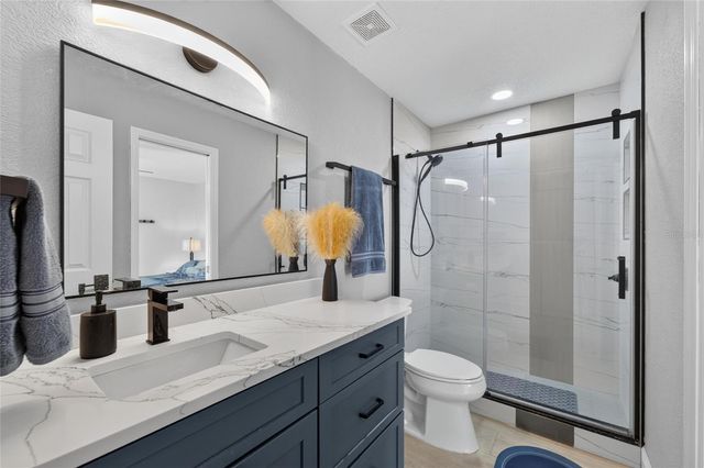 5205 OAK CHARTER COURT, Temple Terrace, FL 33617