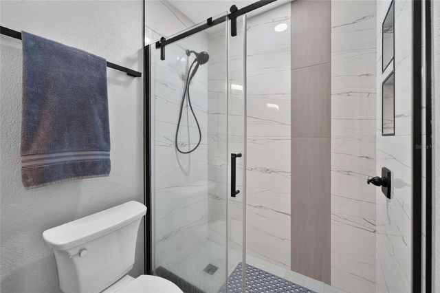 5205 OAK CHARTER COURT, Temple Terrace, FL 33617