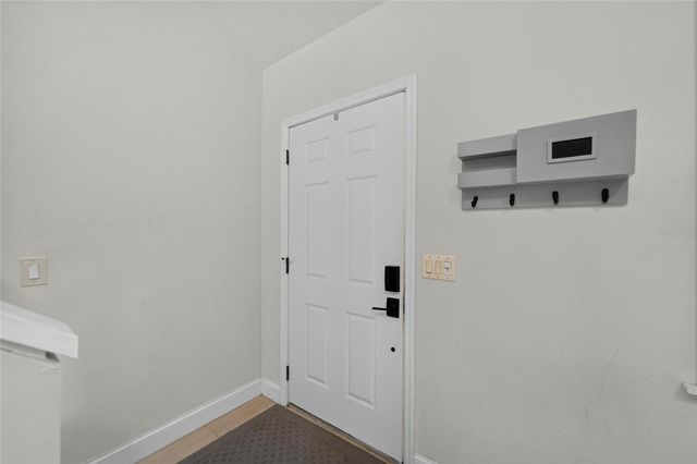 5205 OAK CHARTER COURT, Temple Terrace, FL 33617