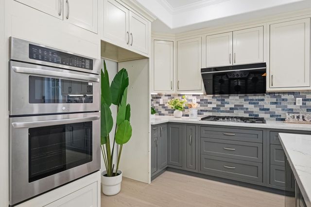 34306 Torrey Pine Ln, Union City, CA 94587