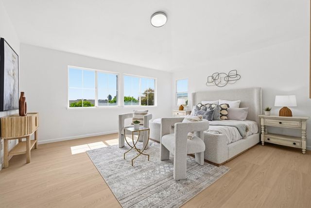 34306 Torrey Pine Ln, Union City, CA 94587