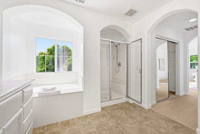 34306 Torrey Pine Ln, Union City, CA 94587