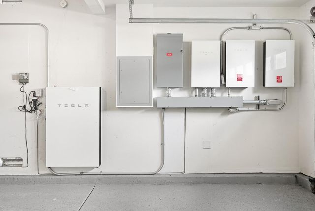 34306 Torrey Pine Ln, Union City, CA 94587