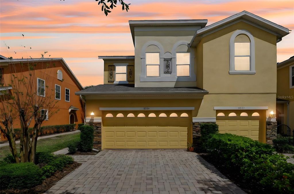 Image 2 of property listing at 5335 HIDDEN CYPRESS LANE, Oviedo, FL 32765