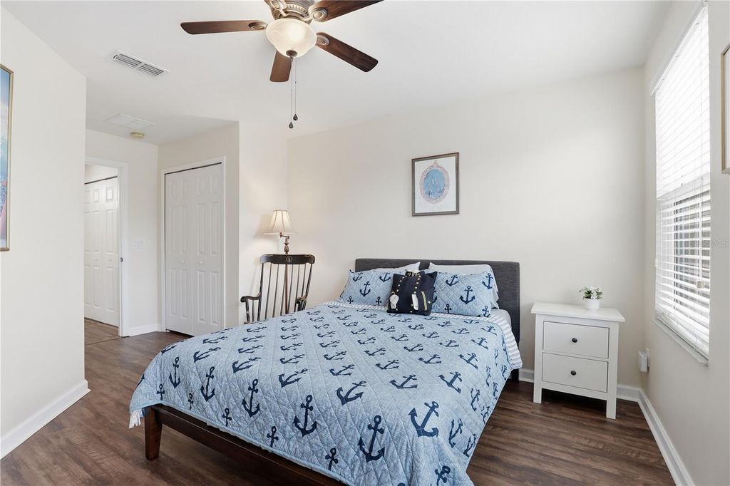 Image 21 of property listing at 5335 HIDDEN CYPRESS LANE, Oviedo, FL 32765