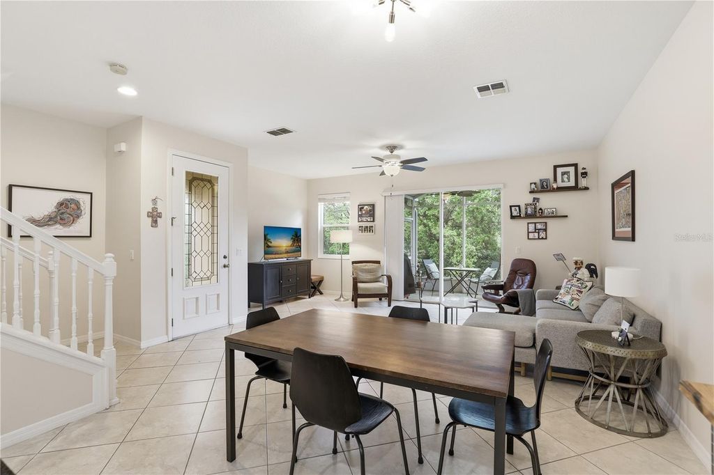 Image 7 of property listing at 5335 HIDDEN CYPRESS LANE, Oviedo, FL 32765