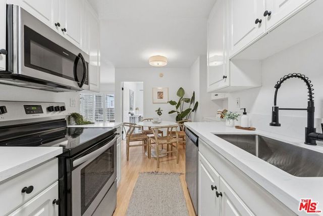 2308 Schader Drive 308, Santa Monica, CA 90404