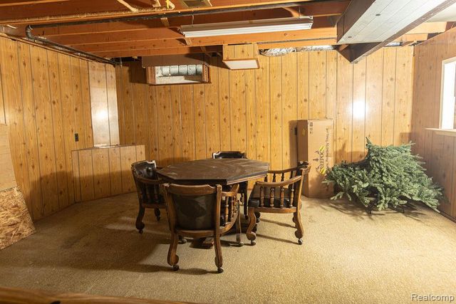 15270 Cambridge Drive, Fraser, MI 48026