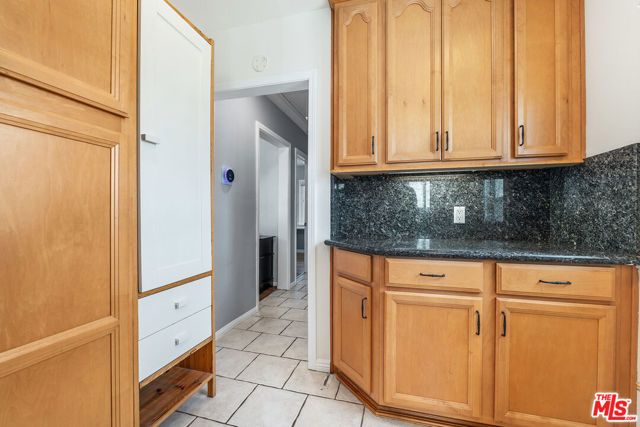 2144 N Pepper Street, Burbank, CA 91505