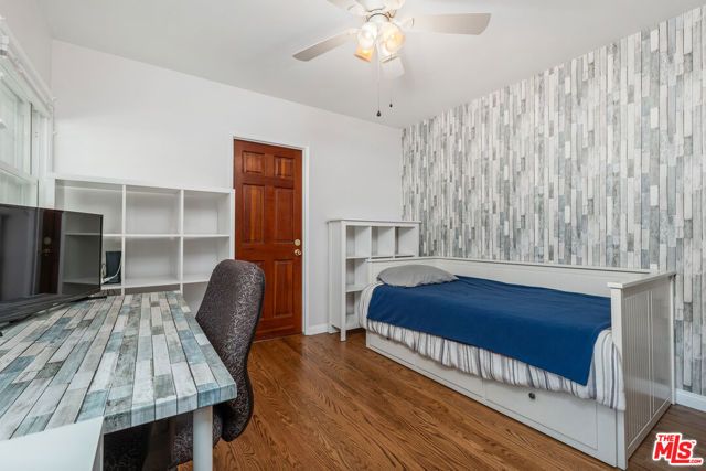 2144 N Pepper Street, Burbank, CA 91505