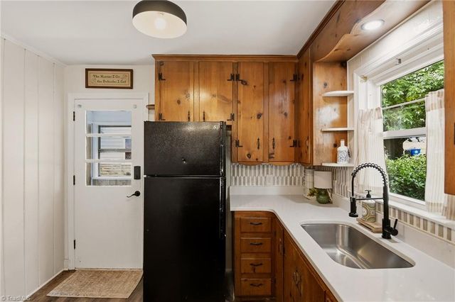 3113 Luther Street, Winston-salem, NC 27127