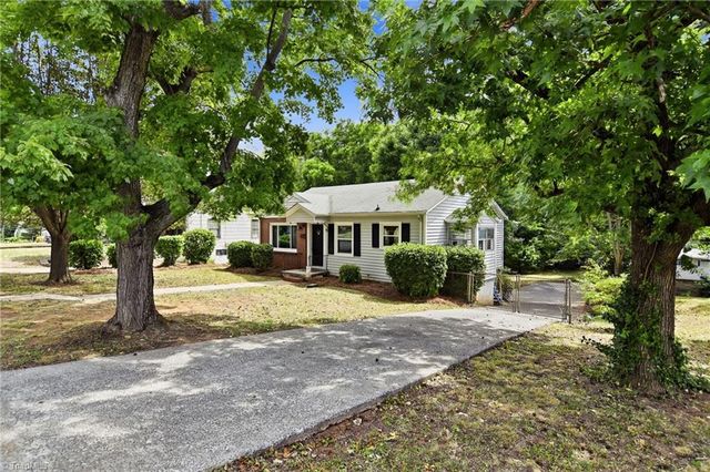 3113 Luther Street, Winston-salem, NC 27127