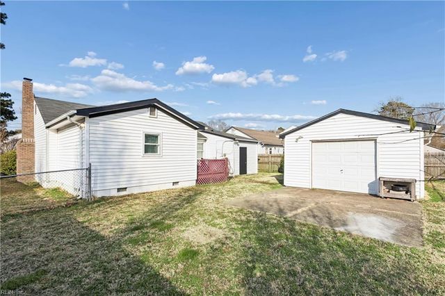 812 Winslow DR, Newport News, VA 23608