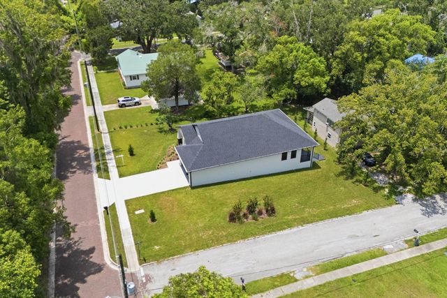 64 HIGHLAND STREET, Brooksville, FL 34601