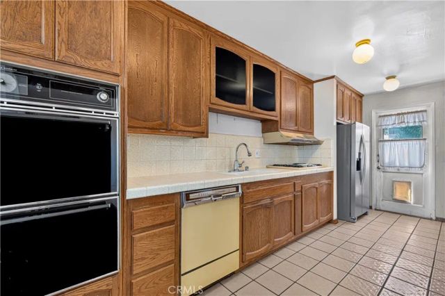 23032 Cohasset Street, West Hills, CA 91307