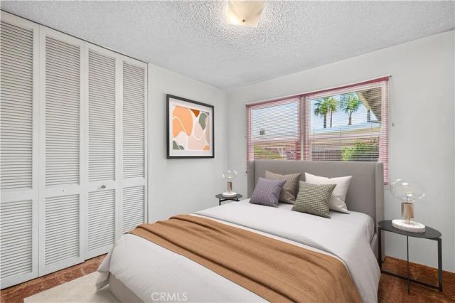 23032 Cohasset Street, West Hills, CA 91307