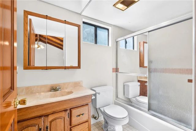 23032 Cohasset Street, West Hills, CA 91307