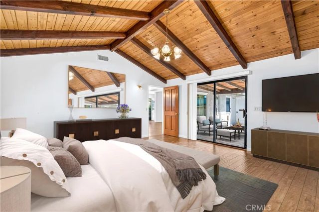23032 Cohasset Street, West Hills, CA 91307