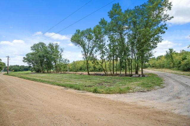 2191 20th Street SE, Buffalo, MN 55313