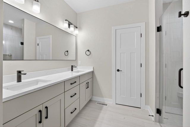 1386 LIGHTHOUSE VILLAGE ROAD, Fond Du Lac, WI 54937