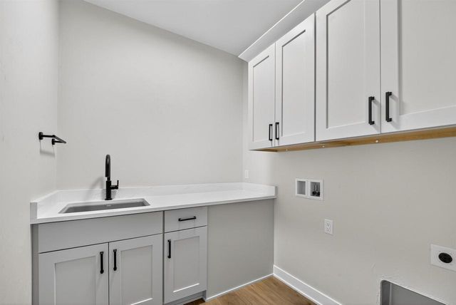 1386 LIGHTHOUSE VILLAGE ROAD, Fond Du Lac, WI 54937