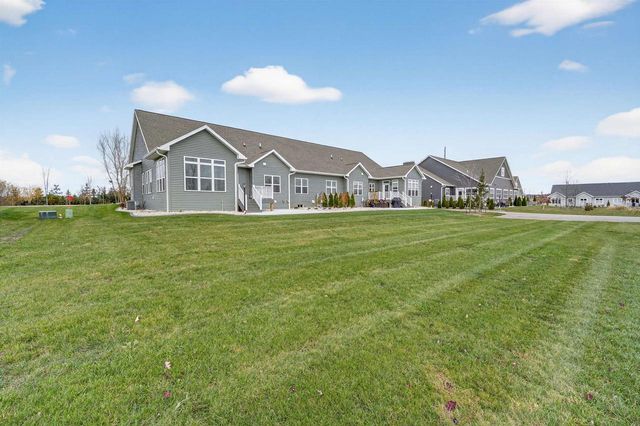 1386 LIGHTHOUSE VILLAGE ROAD, Fond Du Lac, WI 54937