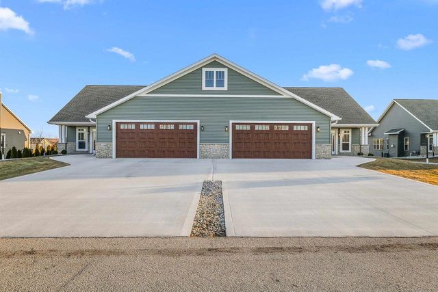 1386 LIGHTHOUSE VILLAGE ROAD, Fond Du Lac, WI 54937
