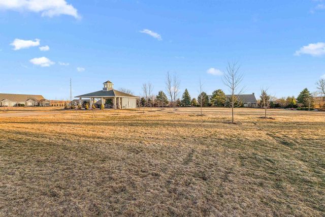 1386 LIGHTHOUSE VILLAGE ROAD, Fond Du Lac, WI 54937