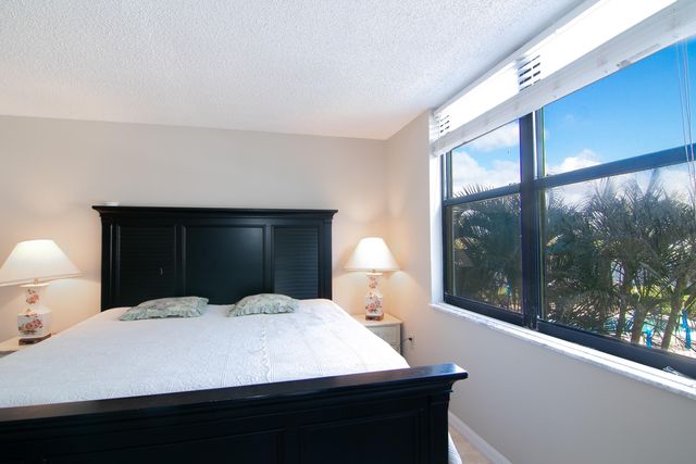 3545 S Ocean Boulevard 312, South Palm Beach, FL 33480