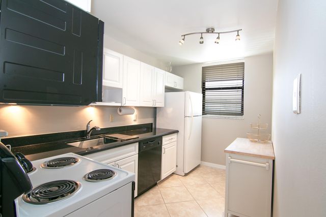 3545 S Ocean Boulevard 312, South Palm Beach, FL 33480