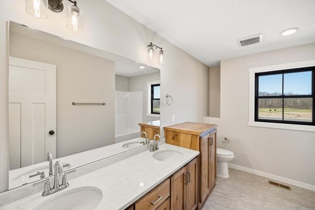 12917 295th Avenue NW, Princeton, MN 55371