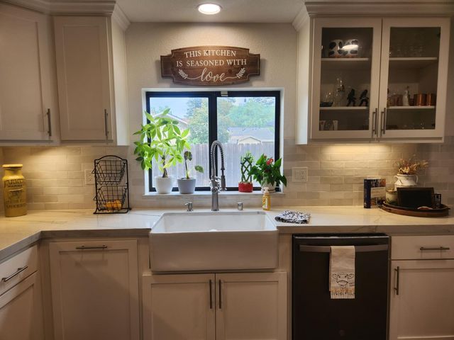 861 River Bluff Ct, Oakdale, CA 95361