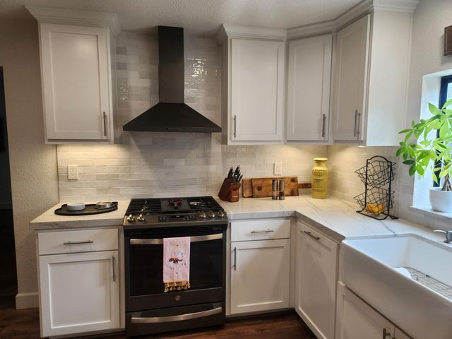 861 River Bluff Ct, Oakdale, CA 95361