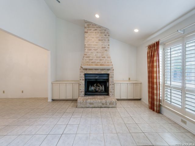 178 Oakwell Farms, San Antonio, TX 78218