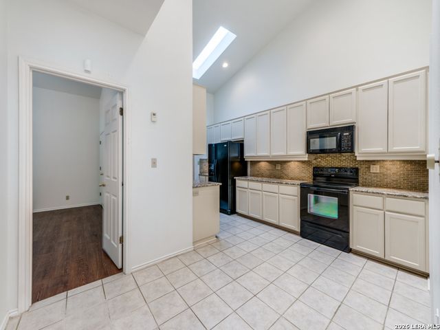 178 Oakwell Farms, San Antonio, TX 78218