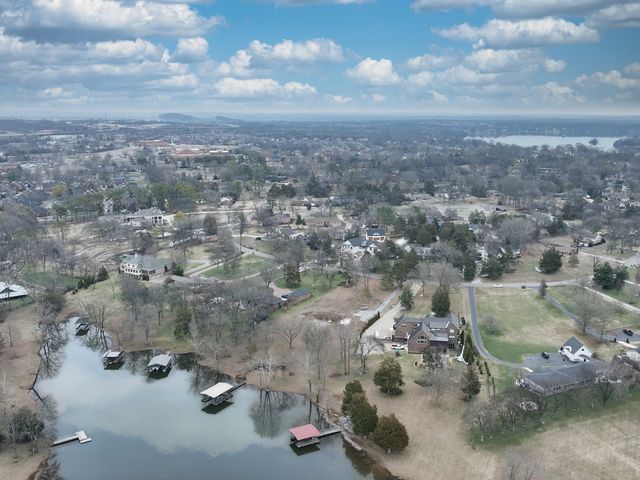 220 Bluegrass Dr, Hendersonville, TN 37075