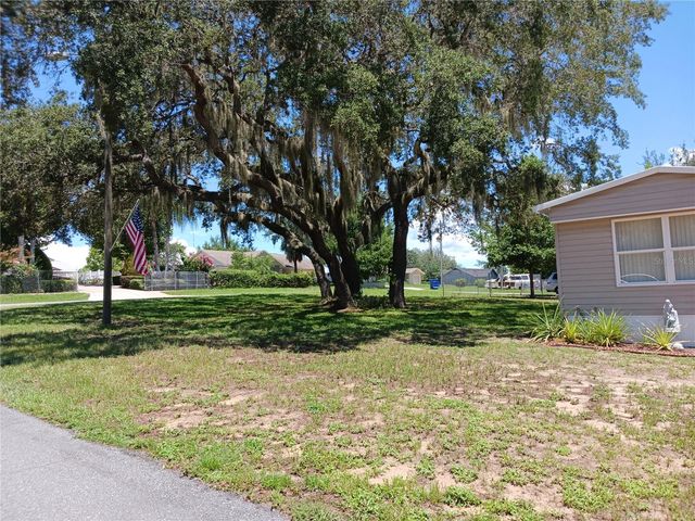25624 MADISON STREET, Astatula, FL 34705